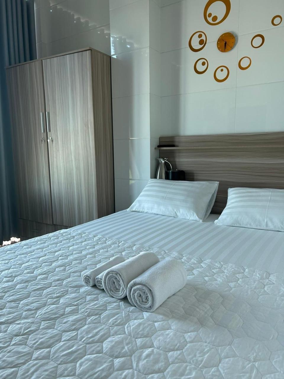 Hotel Hong Cam Trung An Εξωτερικό φωτογραφία